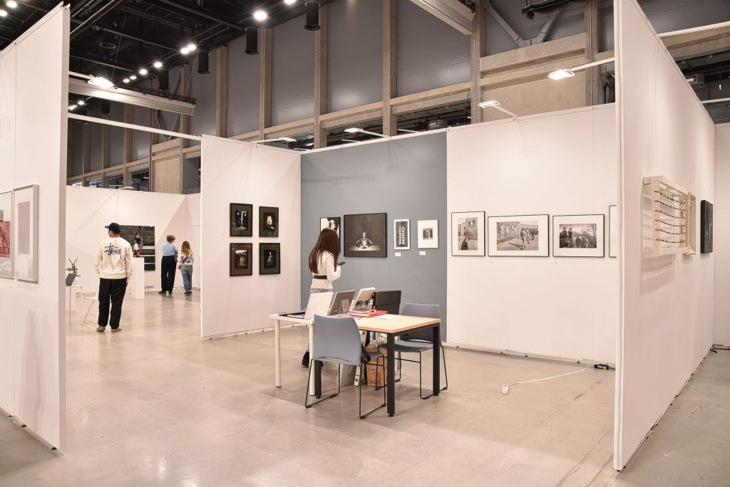 ArtMarketBudapest25 0701 | MIfoto.hu - a [ MI ] közösségünk!